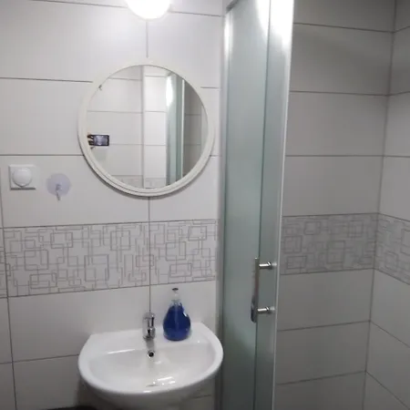 Viktor's Apartament