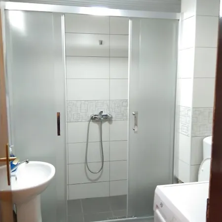 Viktor's Apartament